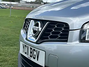 Used 2011 Nissan Qashqai Tekna Silver - Interior and Exterior details 10