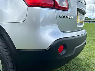 Used 2011 Nissan Qashqai Tekna Silver - Interior and Exterior details 13