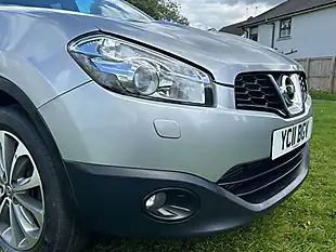 Used 2011 Nissan Qashqai Tekna Silver - Interior and Exterior details 9
