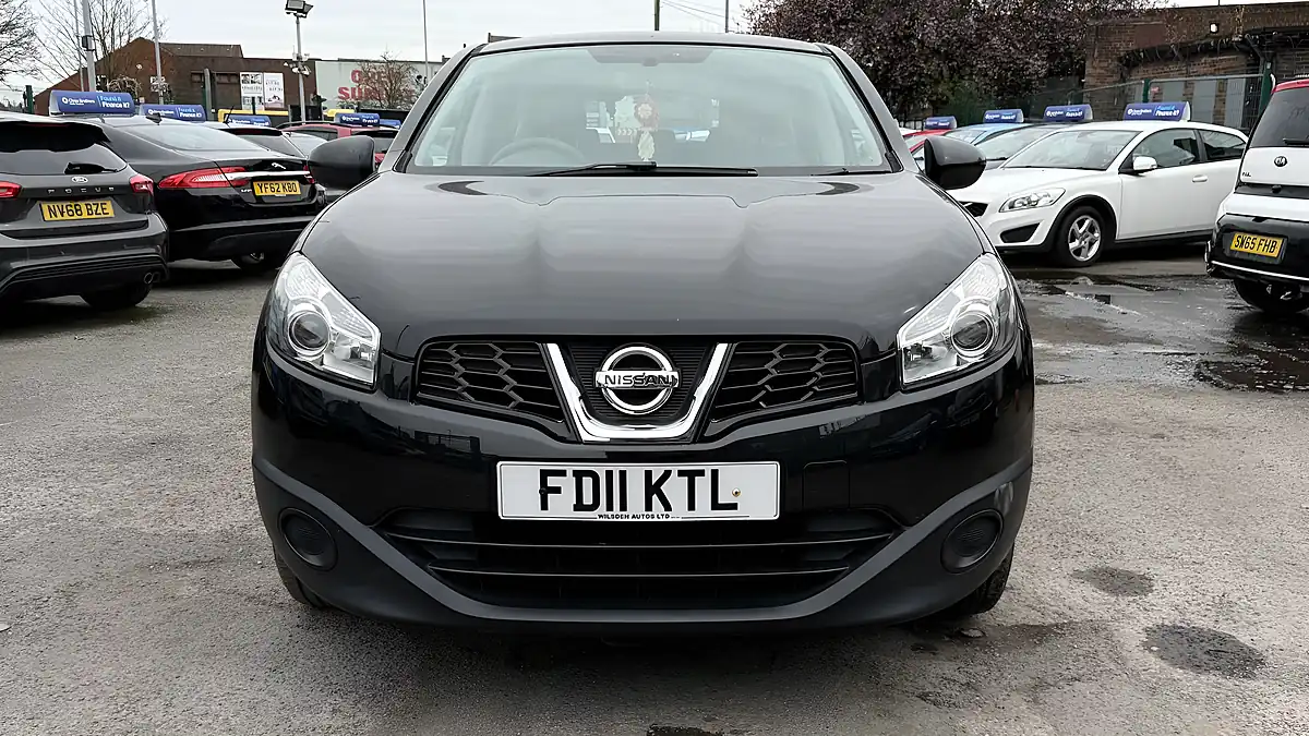 Used 2011 Nissan Qashqai Visia Black - Interior and Exterior details 8