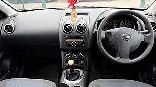 Used 2011 Nissan Qashqai Visia Black - Interior and Exterior details 9