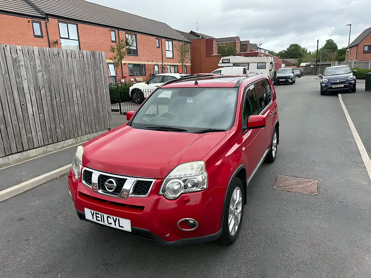 Used 2011 Nissan X-Trail Tekna - Interior and Exterior details 2