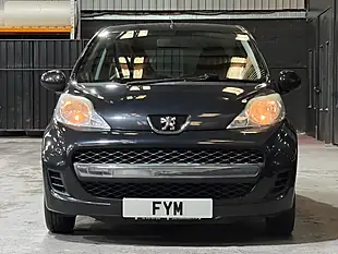 Used 2011 Peugeot 107 Urban Black - Interior and Exterior details 7