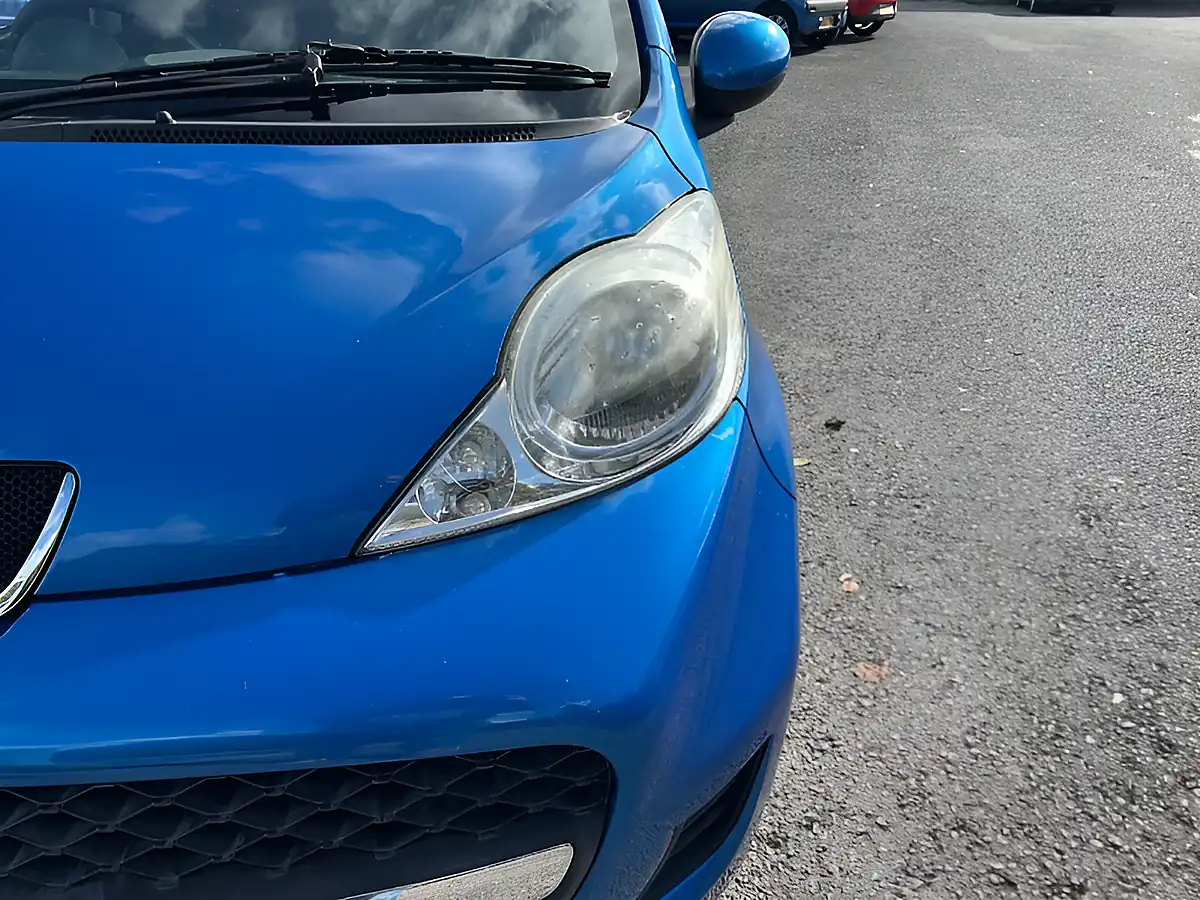 Used 2011 Peugeot 107 Urban Blue - Interior and Exterior details 12