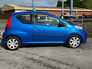 Used 2011 Peugeot 107 Urban Blue - Interior and Exterior details 7