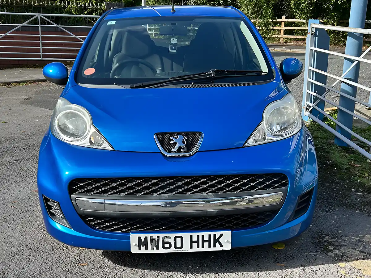 Used 2011 Peugeot 107 Urban Blue - Interior and Exterior details 9