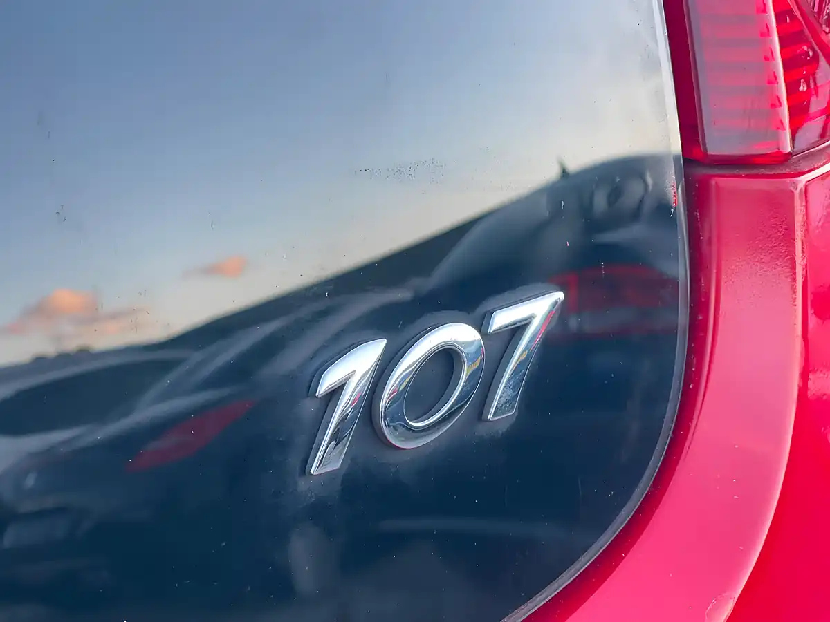 Used 2011 Peugeot 107 Urban Lite Red - Interior and Exterior details 10