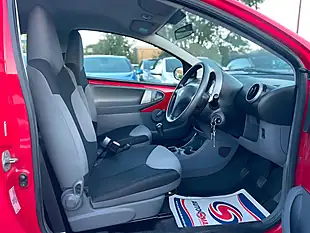 Used 2011 Peugeot 107 Urban Lite Red - Interior and Exterior details 12