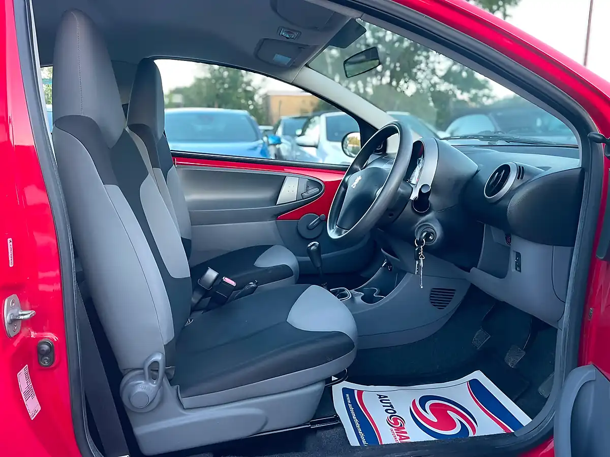 Used 2011 Peugeot 107 Urban Lite Red - Interior and Exterior details 12