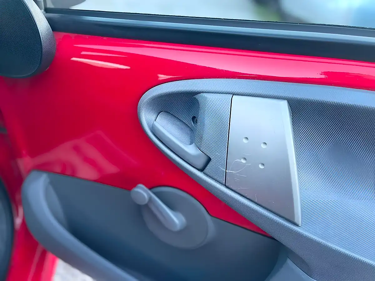 Used 2011 Peugeot 107 Urban Lite Red - Interior and Exterior details 20