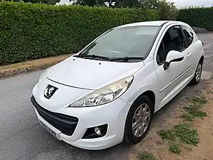 Used 2011 Peugeot 207 Access White - Interior and Exterior details 8