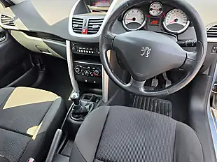 Used 2011 Peugeot 207 Active Blue - Interior and Exterior details 16