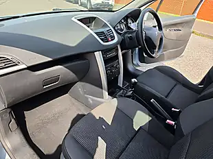 Used 2011 Peugeot 207 Active Blue - Interior and Exterior details 17