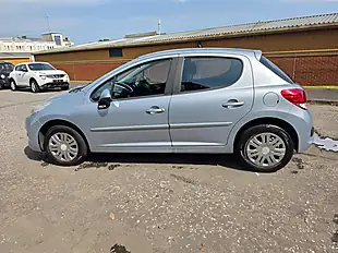 Used 2011 Peugeot 207 Active Blue - Interior and Exterior details 9