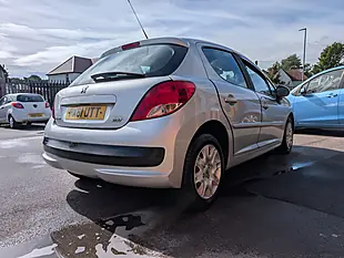 Used 2011 Peugeot 207 Active Silver - Interior and Exterior details 5