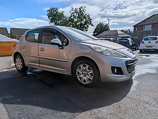 Used 2011 Peugeot 207 Active Silver - Interior and Exterior details 6