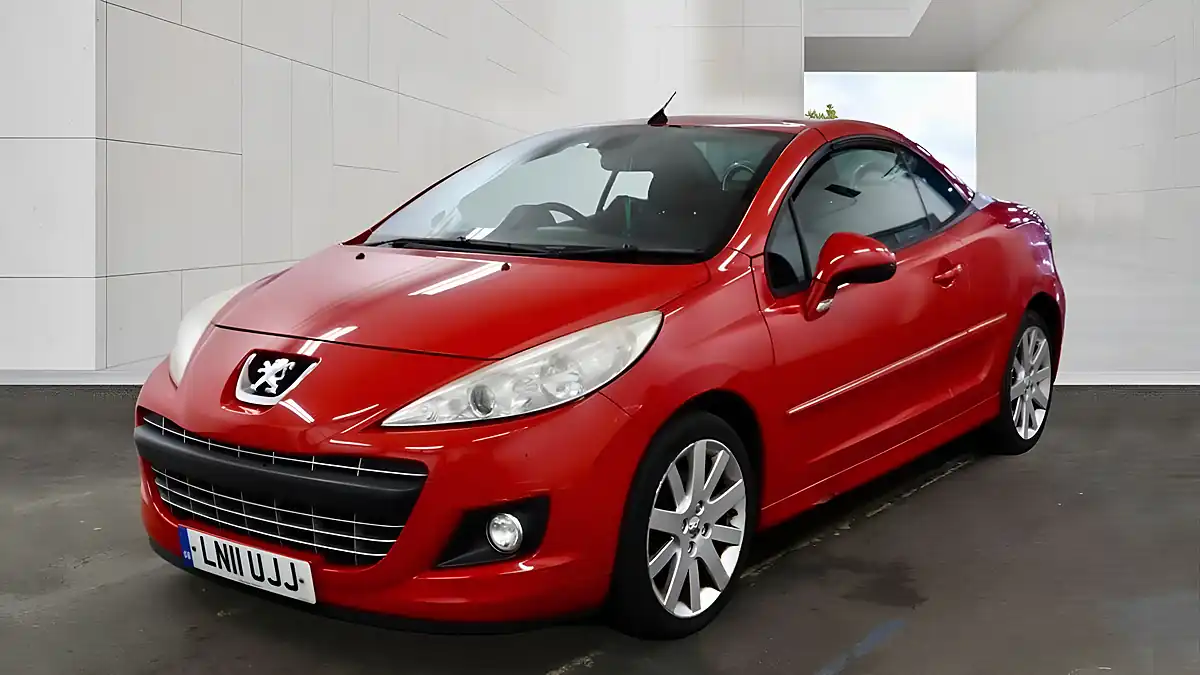 Used 2011 Peugeot 207 Cc GT Red - Interior and Exterior details 3