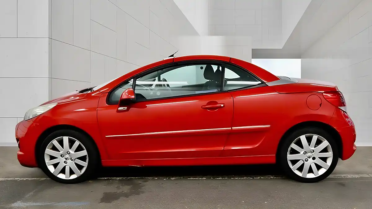 Used 2011 Peugeot 207 Cc GT Red - Interior and Exterior details 4