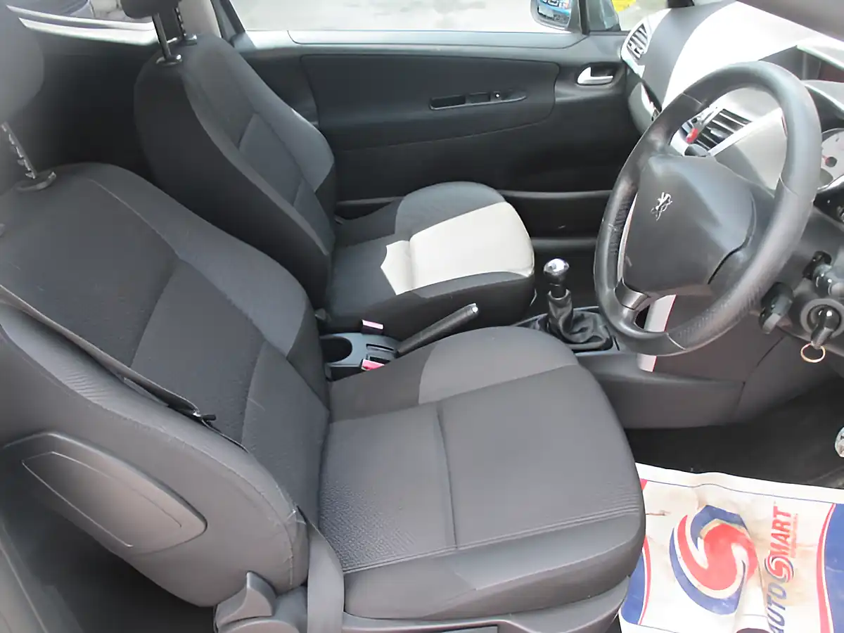 Used 2011 Peugeot 207 Sportium Grey - Interior and Exterior details 7