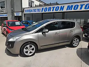 Used 2011 Peugeot 3008 Sport Grey - Interior and Exterior details 9