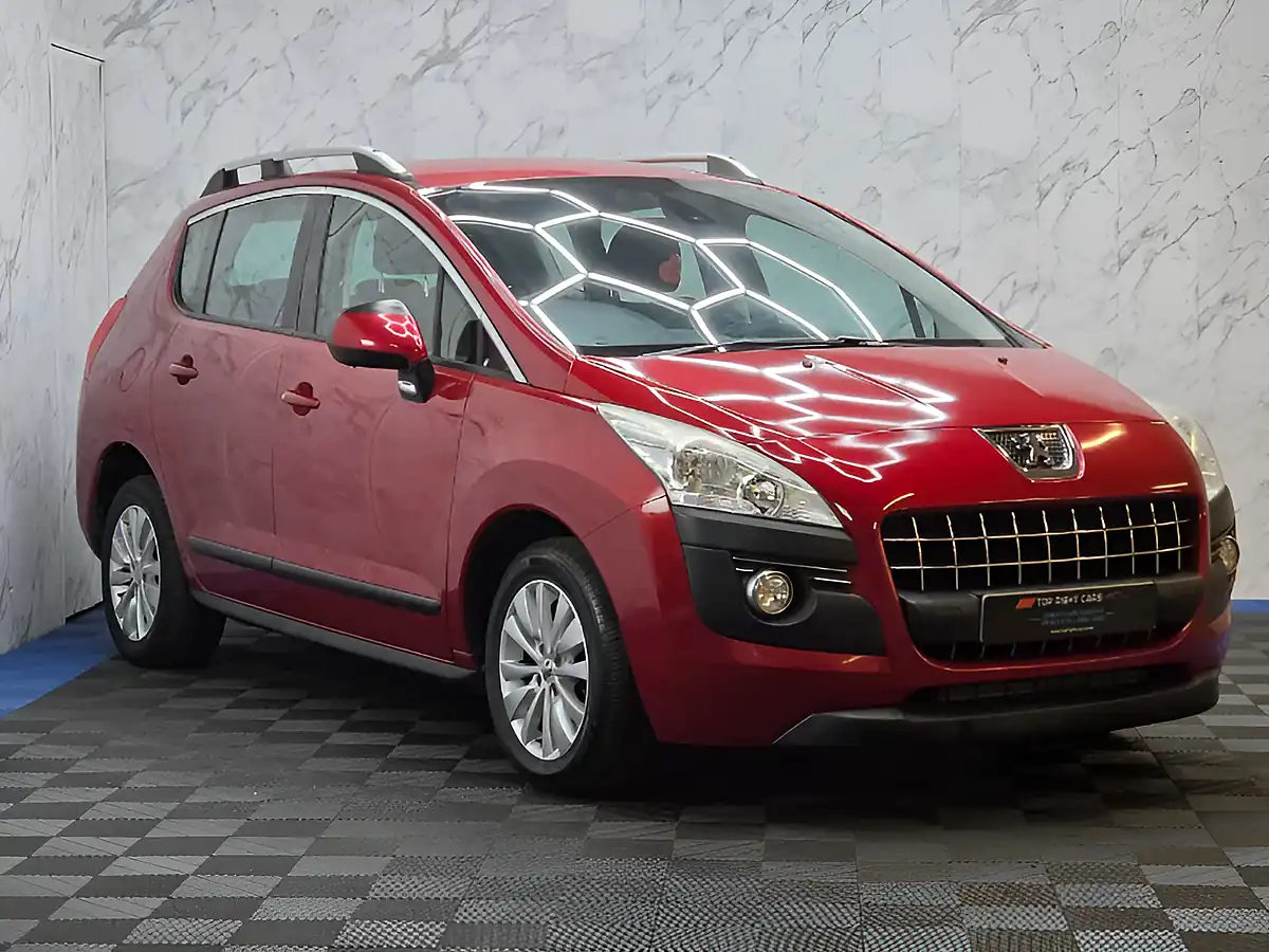 Used 2011 Peugeot 3008 Sport Red - Front View