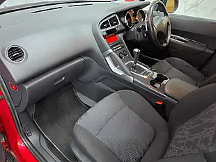 Used 2011 Peugeot 3008 Sport Red - Interior and Exterior details 12