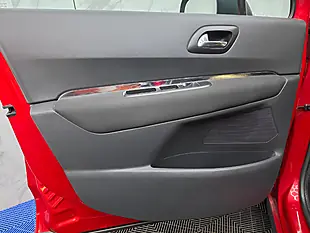 Used 2011 Peugeot 3008 Sport Red - Interior and Exterior details 17