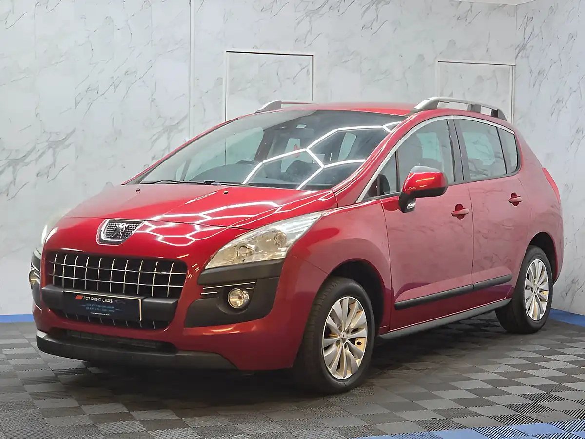 Used 2011 Peugeot 3008 Sport Red - Interior and Exterior details 4