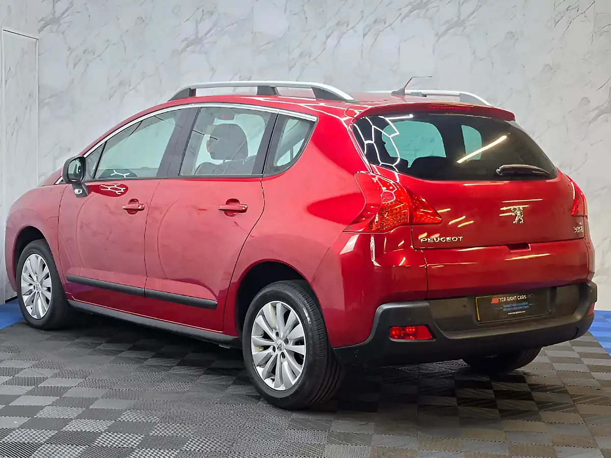 Used 2011 Peugeot 3008 Sport Red - Interior and Exterior details 7