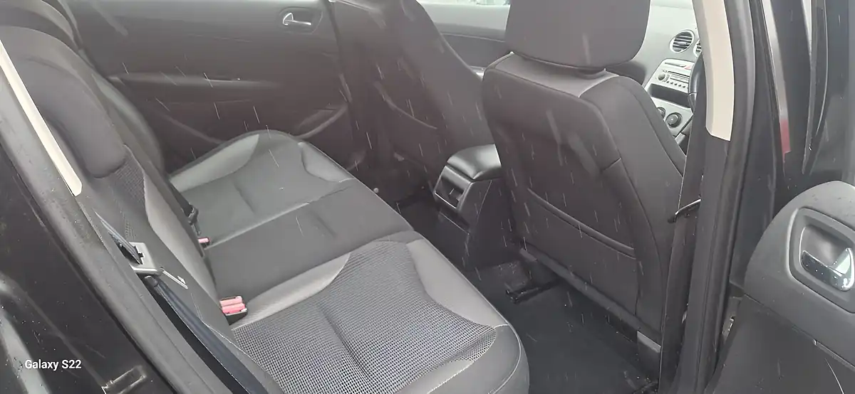 Used 2011 Peugeot 308 Active Black - Interior and Exterior details 6