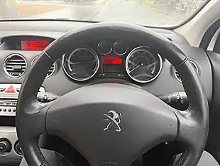 Used 2011 Peugeot 308 Active White - Interior and Exterior details 19