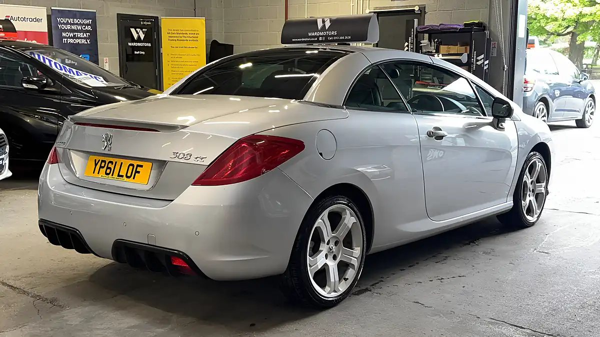 Used 2011 Peugeot 308 Cc GT Silver - Interior and Exterior details 11