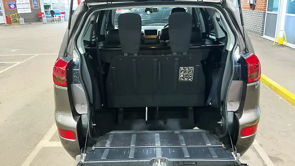 Used 2011 Peugeot 4007 GT Bronze - Interior and Exterior details 7
