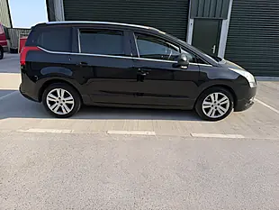 Used 2011 Peugeot 5008 Exclusive Black - Interior and Exterior details 2