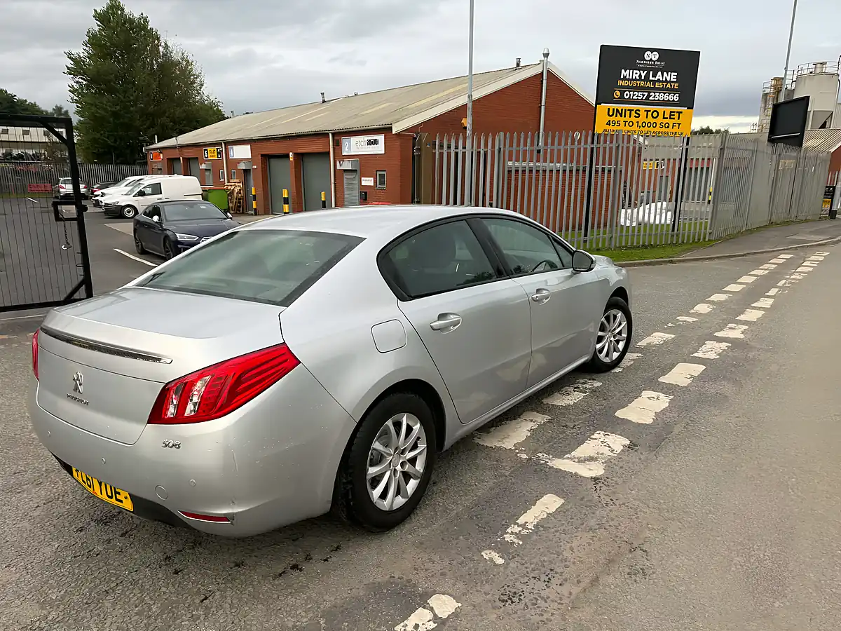 Used 2011 Peugeot 508 Access Silver - Interior and Exterior details 12