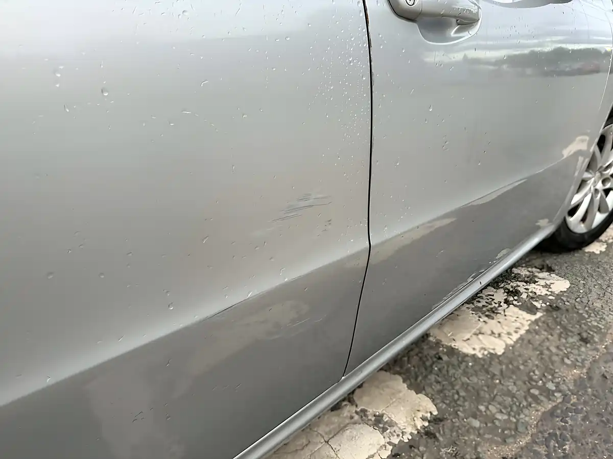 Used 2011 Peugeot 508 Access Silver - Interior and Exterior details 16