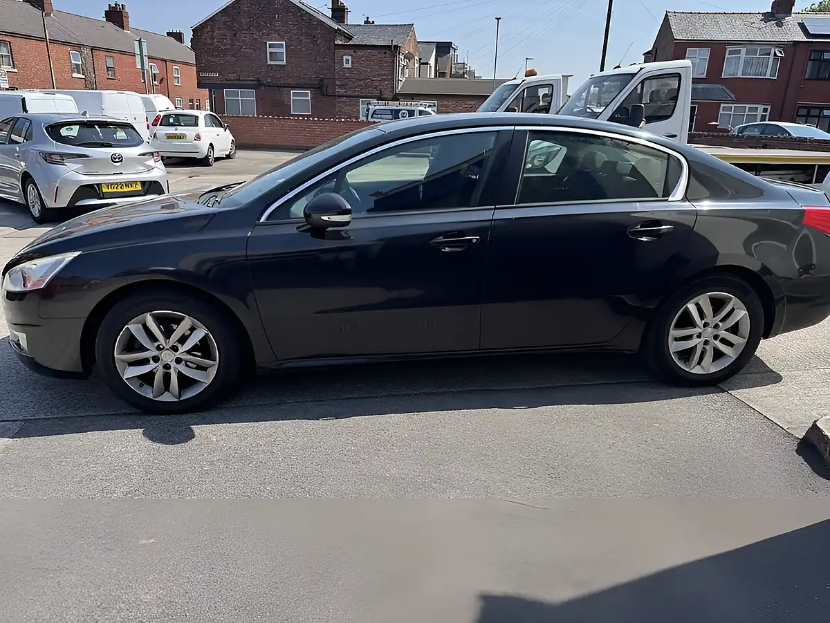 Used 2011 Peugeot 508 Active Deep Black - Interior and Exterior details 4