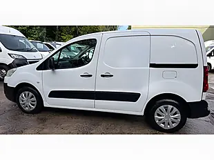 Used 2011 Peugeot Partner 625 Se White - Interior and Exterior details 10