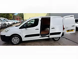 Used 2011 Peugeot Partner 625 Se White - Interior and Exterior details 11