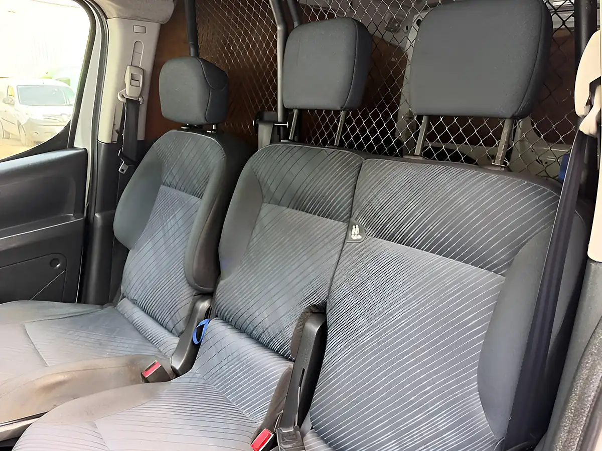 Used 2011 Peugeot Partner 625 Se White - Interior and Exterior details 16