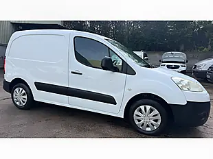 Used 2011 Peugeot Partner 625 Se White - Interior and Exterior details 4