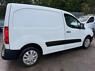 Used 2011 Peugeot Partner 625 Se White - Interior and Exterior details 7