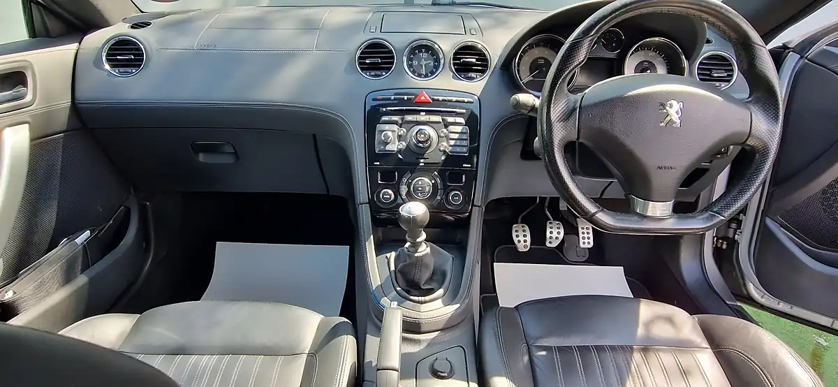 Used 2011 Peugeot Rcz Asphalt Grey - Interior and Exterior details 15