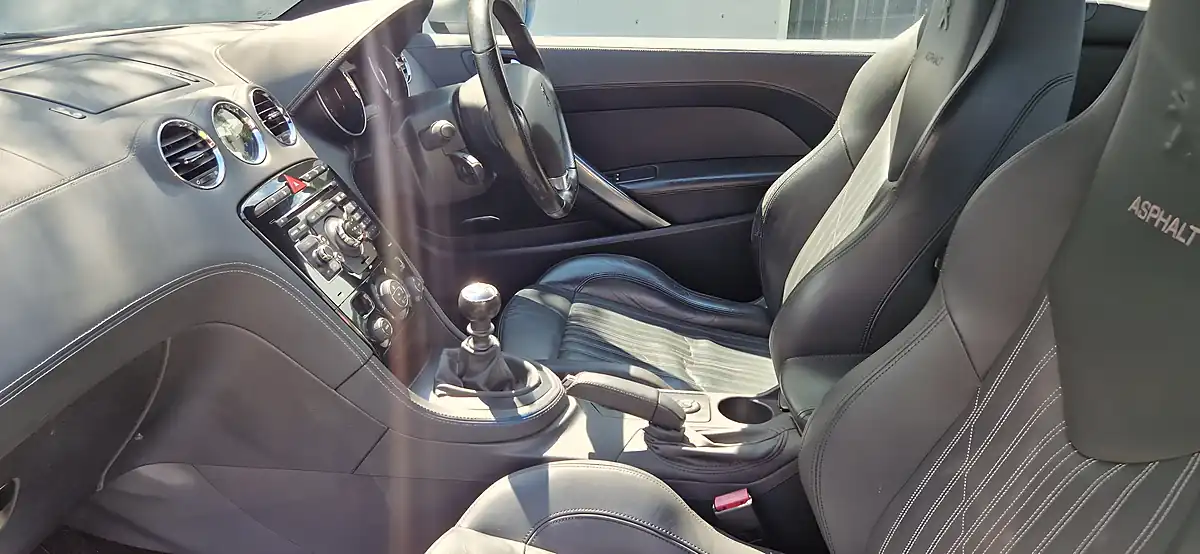 Used 2011 Peugeot Rcz Asphalt Grey - Interior and Exterior details 17