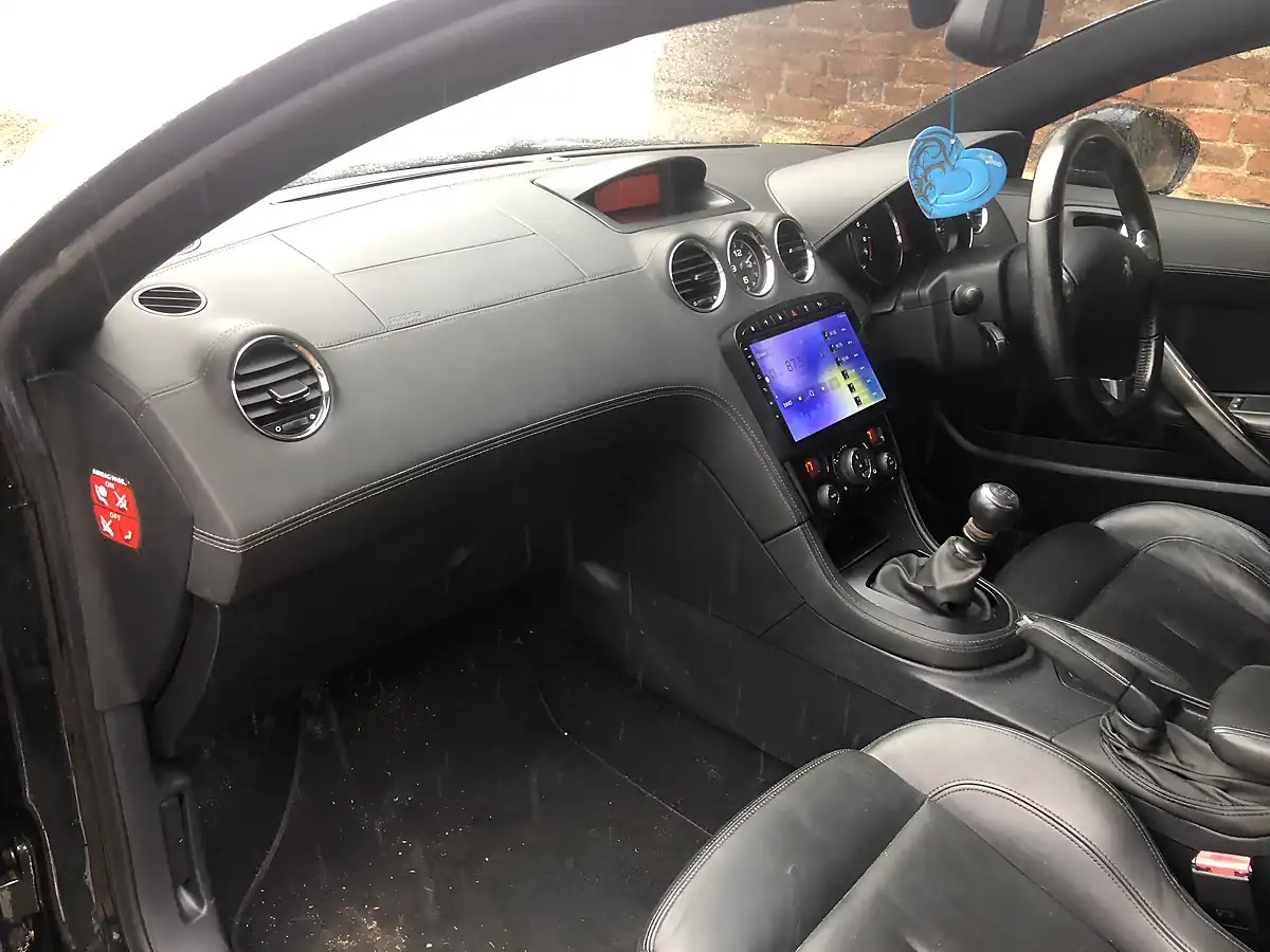 Used 2011 Peugeot Rcz GT Black - Interior and Exterior details 15