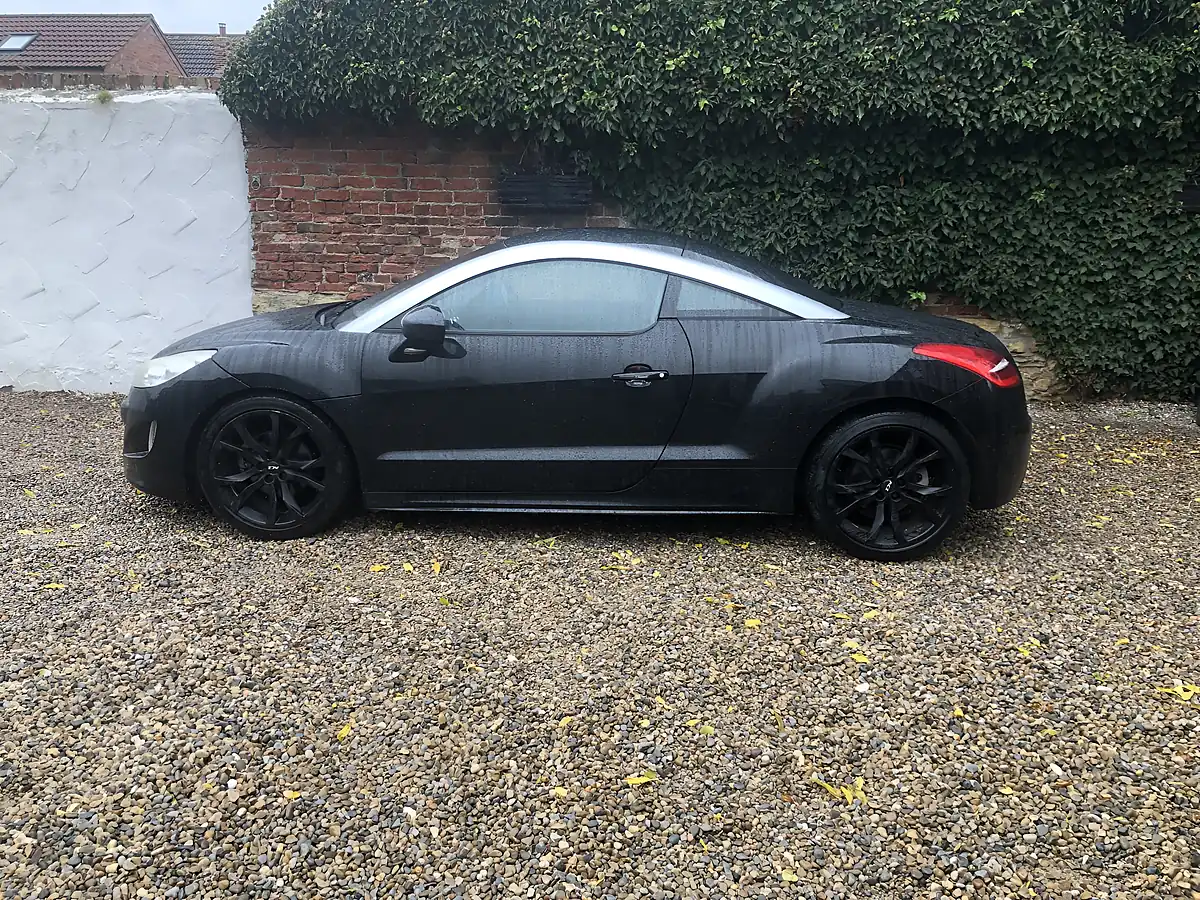 Used 2011 Peugeot Rcz GT Black - Interior and Exterior details 5