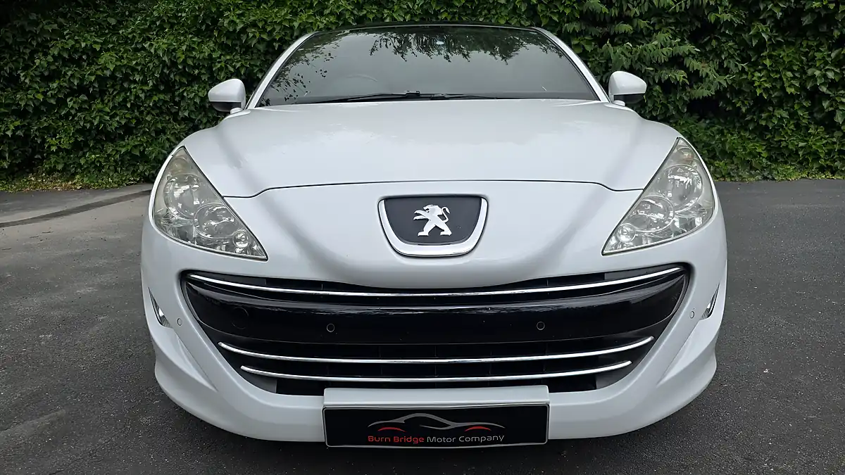 Used 2011 Peugeot Rcz GT Blanc Nacre White - Interior and Exterior details 8