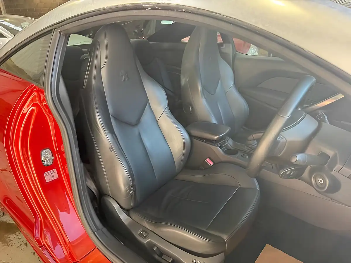 Used 2011 Peugeot Rcz GT Red - Interior and Exterior details 12