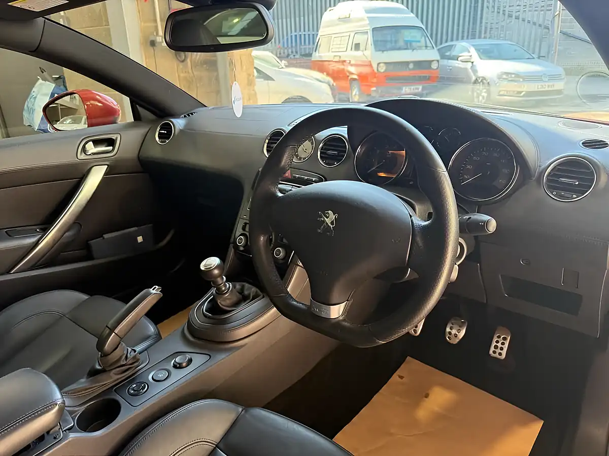 Used 2011 Peugeot Rcz GT Red - Interior and Exterior details 13