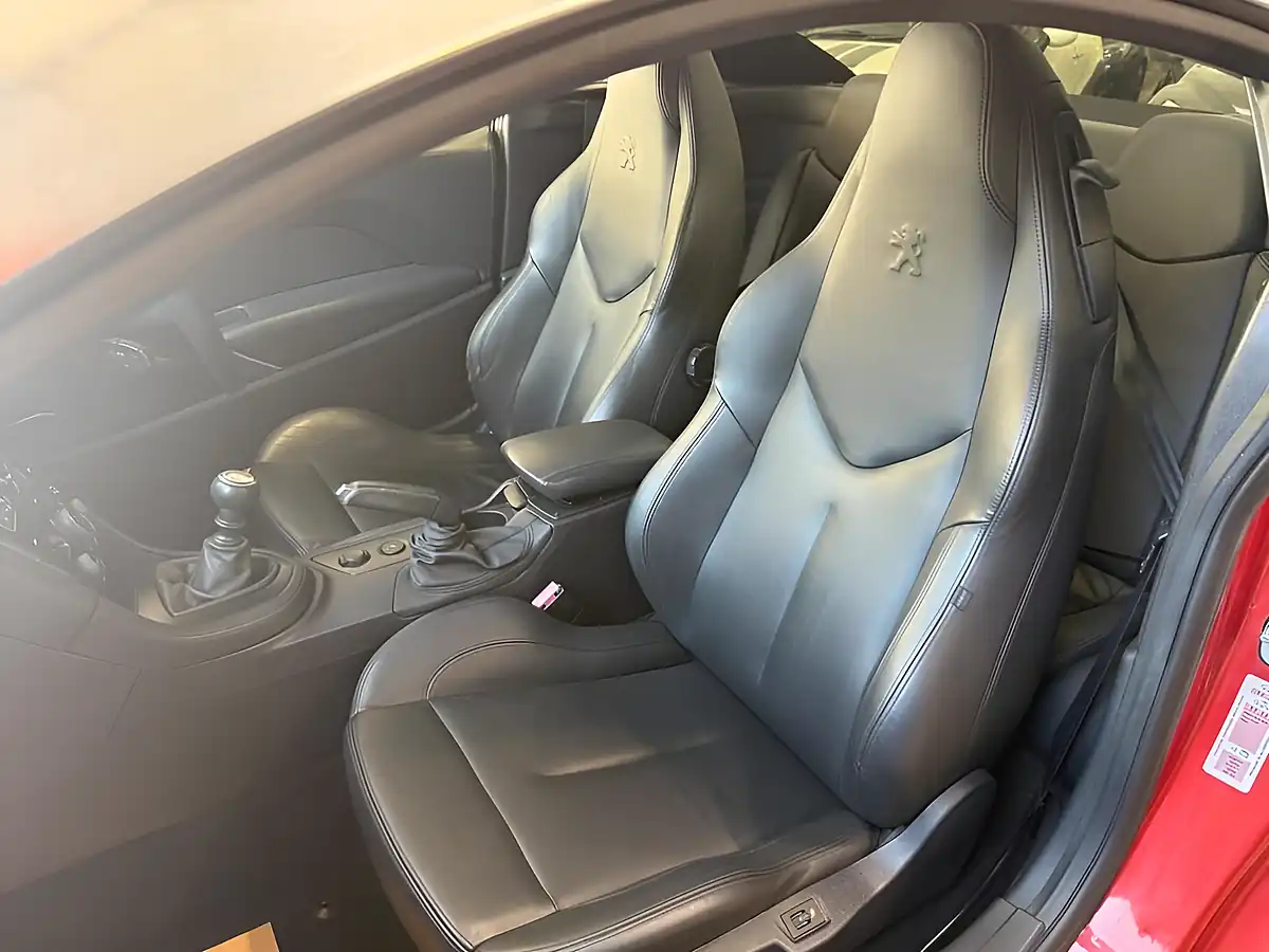 Used 2011 Peugeot Rcz GT Red - Interior and Exterior details 14